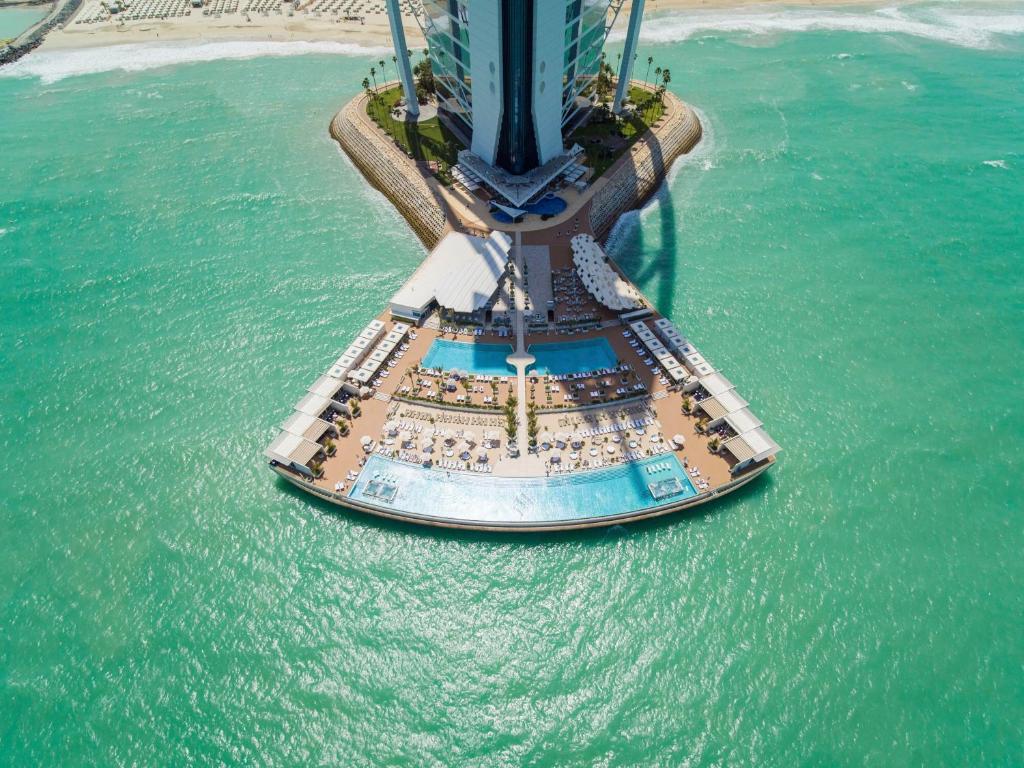 Burj Al Emirad Test